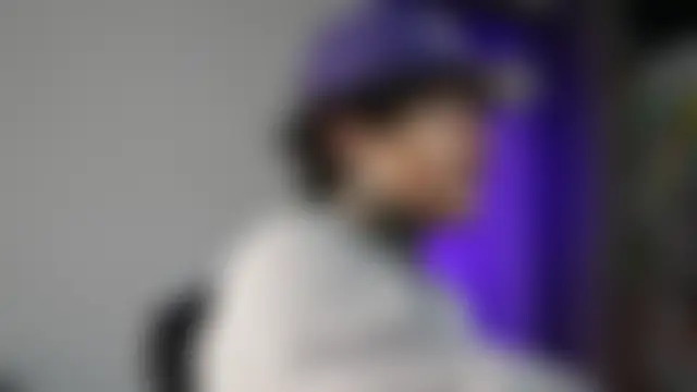 Вебкам-шоу trieone