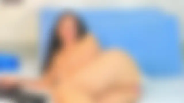 Show modela Misjklokiya na web-kameri