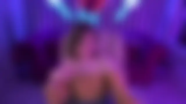 SofiaLuxuryy – Naživo XXX chat