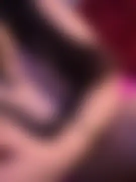 Yaraa8 在線直播表演