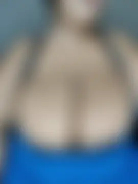 ChubbyTits28n Webbikameraesitys