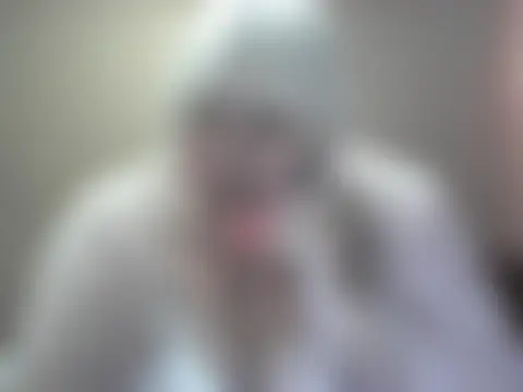 Alexia64231 Show in webcam