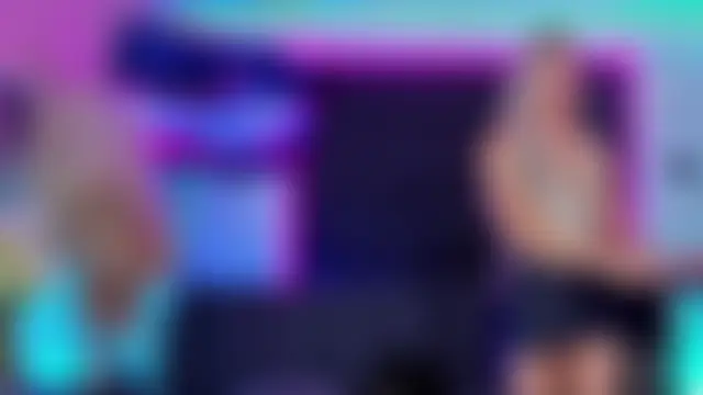 Queens_Wonders_Blonders – Kamerová šou