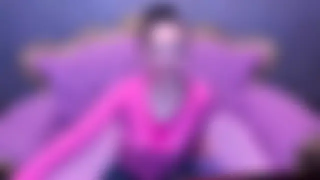 Pertunjukan Kamera Web DivinSandra