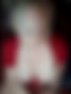 Bella_Squirts' Webcam Show