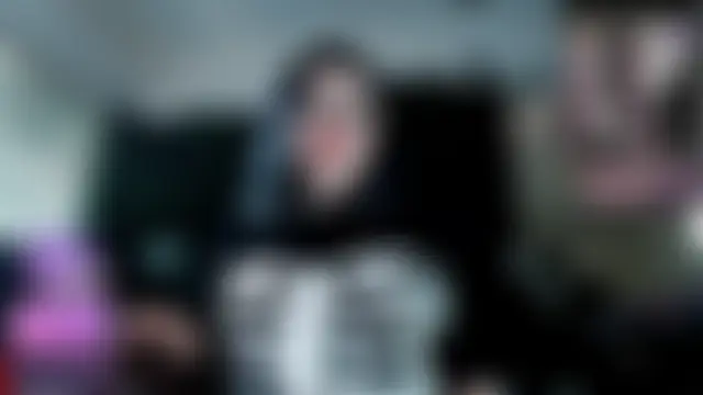 Psychobitch7 élő XXX-chatje