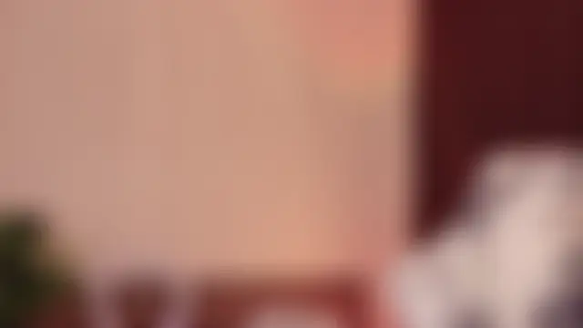 Hello_Lisha: διαδικτυακό σόου στην κάμερα