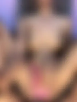 عرض كام Small_Titss