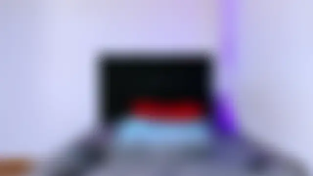 valen_colombian69: διαδικτυακό σόου στην κάμερα