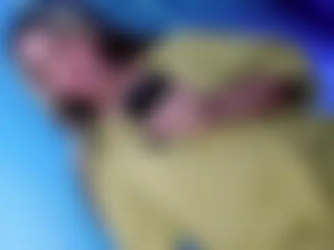 Sweet_angelinax: διαδικτυακό σόου στην κάμερα