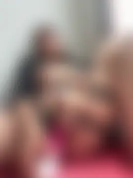 Nicollemays 실시간 채팅방