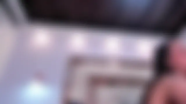 Show modela charolnox na web-kameri