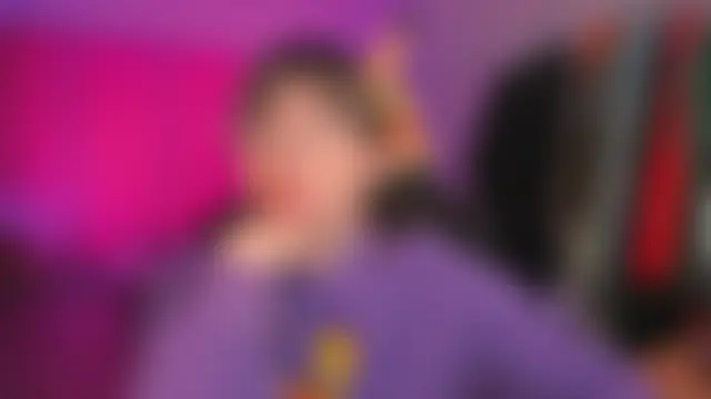 just_fucked777's Live Chat Room