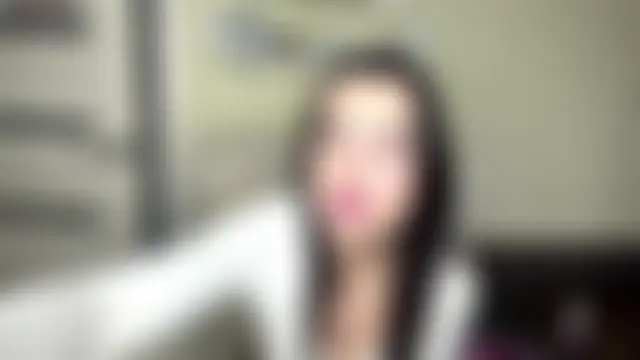 Show modela GrettaSalvitti na web-kameri