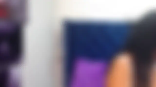 SalmaTits' Live Chat Room