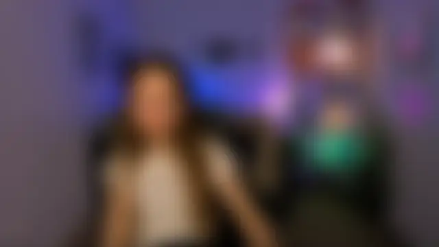 Seks show uživo modela rebecca_smile na kameri