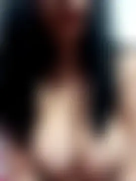 دردشة DaphneRosses الجنسية المباشرة