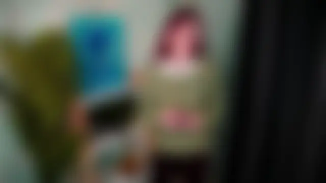 Pertunjukan Kamera Web MyrlYosko