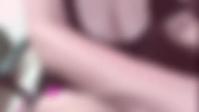 Pokazy przed kamerką – belleblondmature