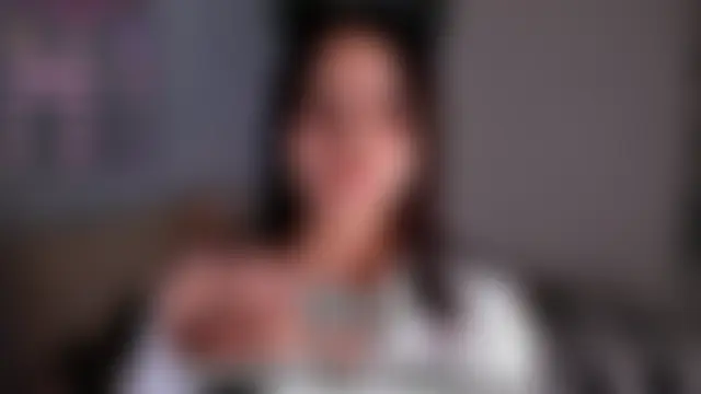 ห้องแชทสดของ MarianneAuvil