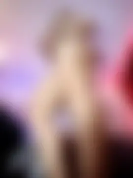 KarinRoss Adlı Modelin Canlı Sohbet Odası