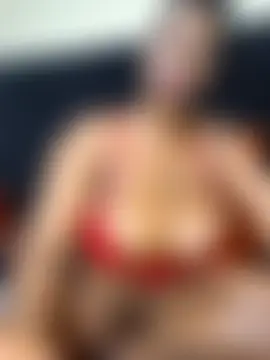 sexy_boobs97 Adlı Modelin Canlı Sohbet Odası