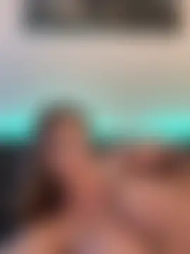 IsabellaEtthan: διαδικτυακό σόου στην κάμερα