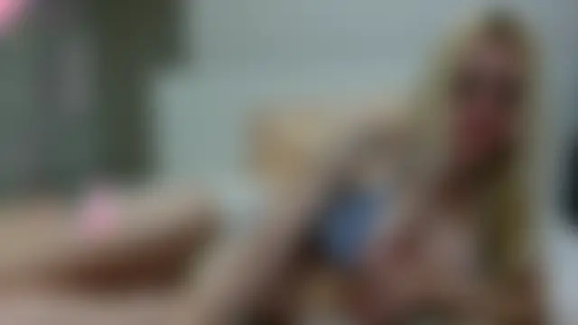 Flexygirl1's Live Chat Room