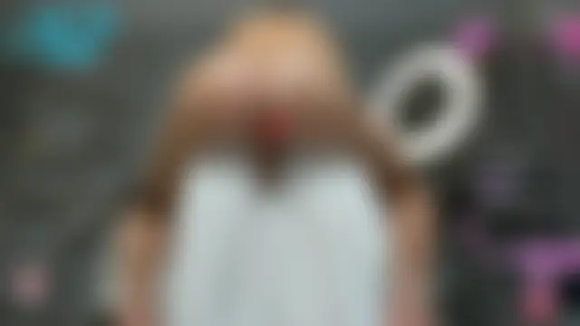 Smallnipples webkamerás műsora