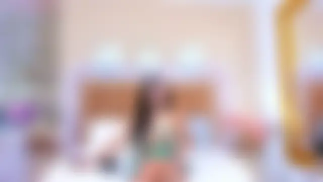 CristalLoren's Live Chat Room