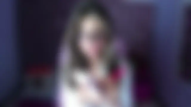 sarah_sweett_ élő XXX-chatje