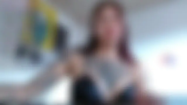 ZoeBakers_'s Live Chat Room