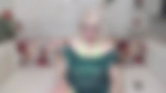 SquirtingMom webcam show