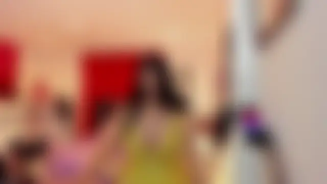 Sarah_teiku Webcam-Show