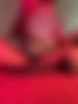 TheRealOshunQueen's Live Chat Room