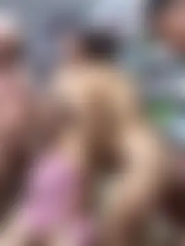 kandalove: διαδικτυακό σόου στην κάμερα