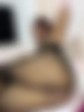 Ebony_maison – Kamerová šou