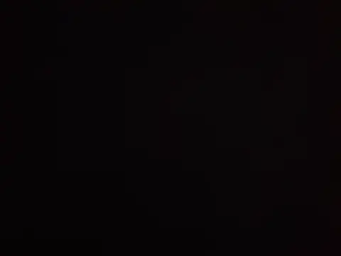 Cerisee04: διαδικτυακό σόου στην κάμερα