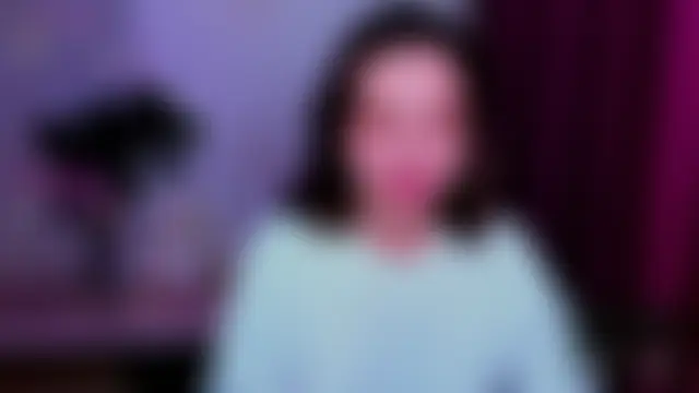 KindHazelHere_'s Live Chat Room