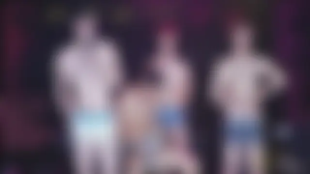 AAA-winner Adlı Modelin Web Kamerası Şovu