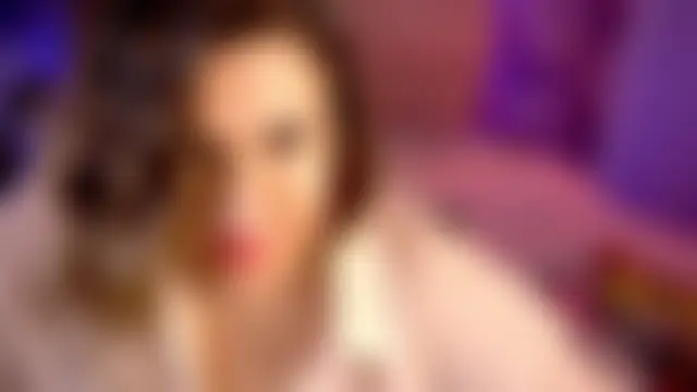 Show modela KiraRoxx na web-kameri