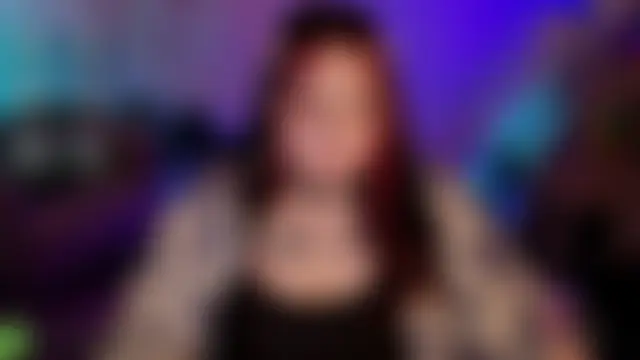 Mia_R0ss Show in webcam