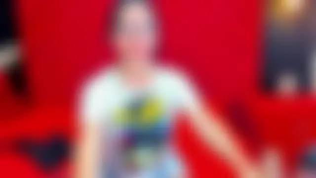 Show modela KateTompson_ na web-kameri