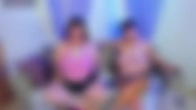 MiaYMolly élő XXX-chatje