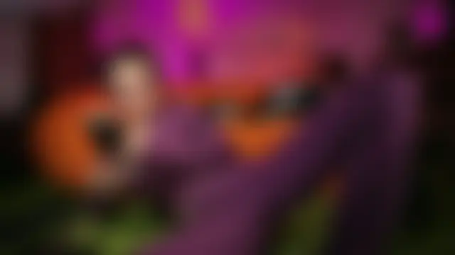 GennaJamesn Live chat-huone