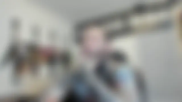 StevenRiseNYC élő XXX-chatje