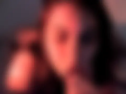 isishot66's Live Chat Room