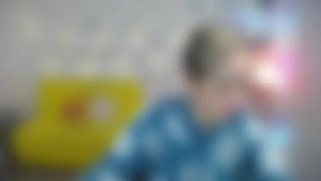 Pokazy przed kamerką – NikaMayu