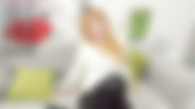 Vita_Flowen's Live XXX Chat