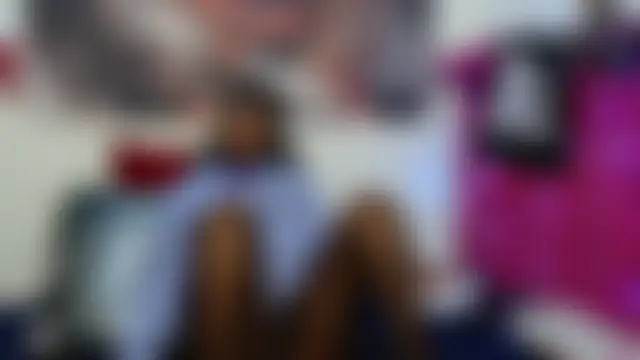 Moreish-06's Live XXX Chat